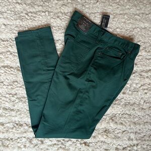 Men’s Banana Republic Travel Jeans in Forest Green